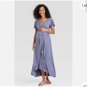 Isabel Maternity Flutter Short Sleeve Knit Maternity Dress, size L